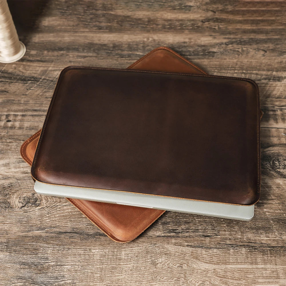 PRESTIGE LEATHER LAPTOP SLEEVE