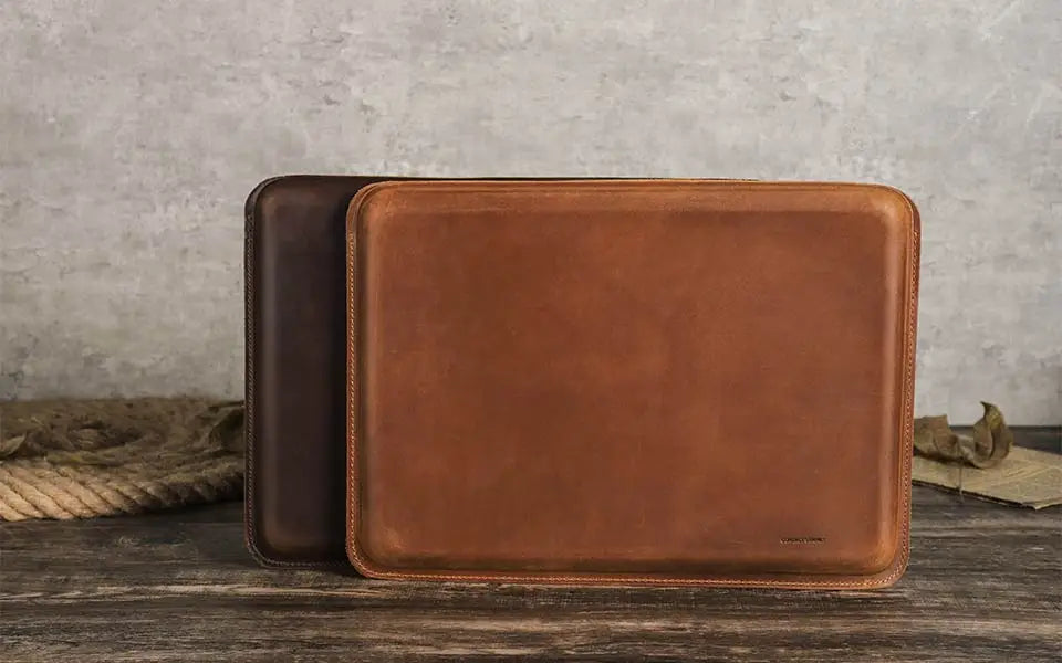 PRESTIGE LEATHER LAPTOP SLEEVE